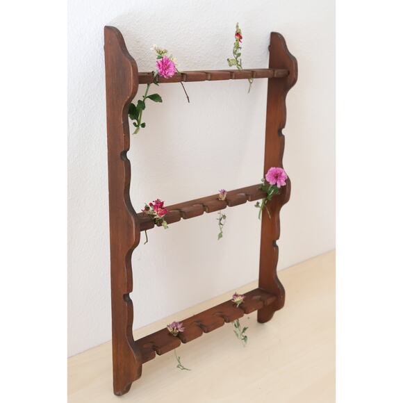 Vtg Wooden Spoon Rack Wall Display 18 Slot Wood Scalloped Boho Flower Holder - Picture 1 of 4